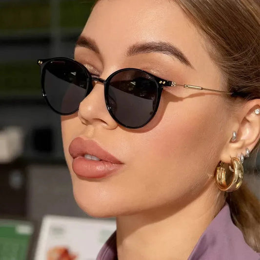 Chic Retro Round Sunglasses – UV Protection Women’s Fashion Shades