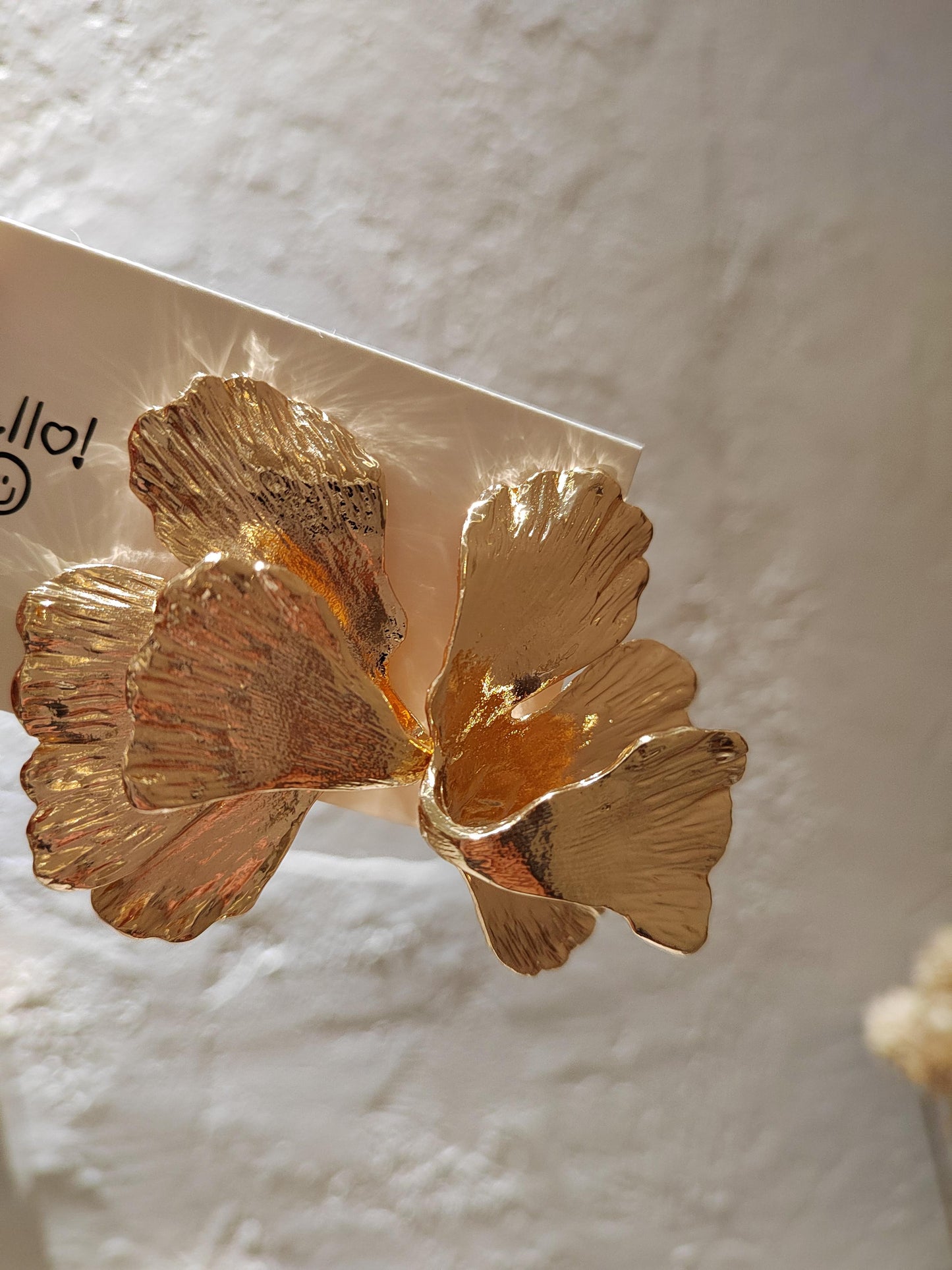Gold Ginkgo Leaf Earrings – Elegant Minimalist Statement Jewelry