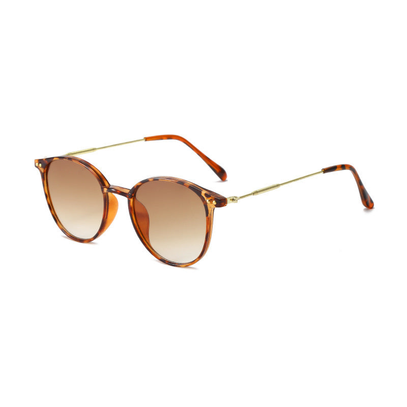 Chic Retro Round Sunglasses – UV Protection Women’s Fashion Shades